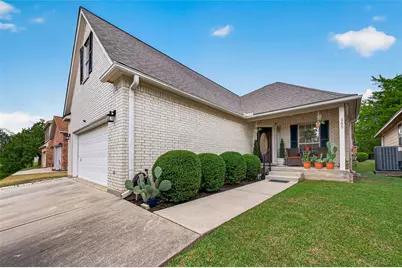 165 April Cove, Montgomery, TX 77356 - Photo 2