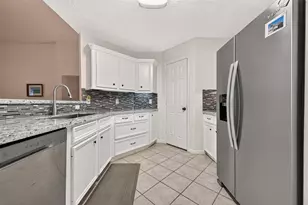 165 April Cove, Montgomery, TX 77356 - Photo 14