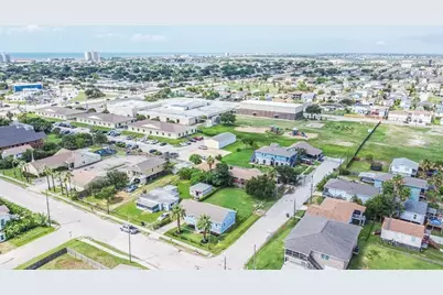 2119 67th St Street, Galveston, TX 77551 - Photo 18