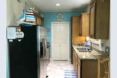 7000 Seawall Boulevard #713, Galveston, TX 77551 - Photo 8