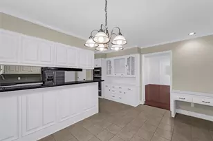 37 Colony Park Cir, Galveston, TX 77551 - Photo 40