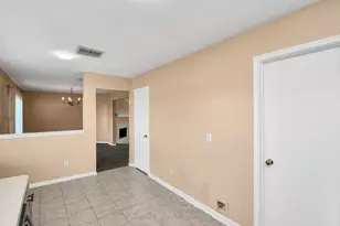 8914 Pecan Pl Dr, Houston, TX 77071 - Photo 20