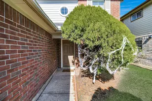 8914 Pecan Pl Dr, Houston, TX 77071 - Photo 8