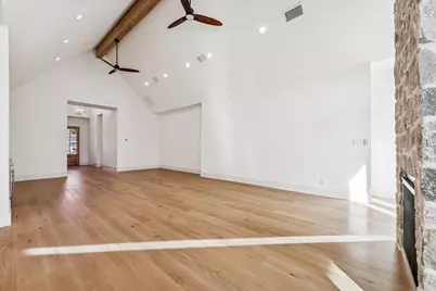 4817 Kingfisher Drive, Houston, TX 77035 - Photo 8