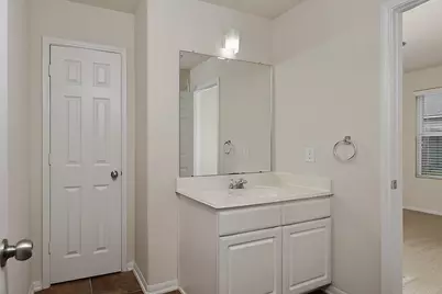 9960 Hyacinth Way, Conroe, TX 77385 - Photo 8