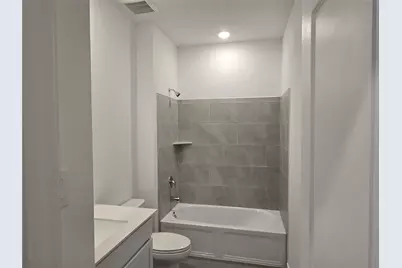 10110 Oakland Hills Drive, Cleveland, TX 77327 - Photo 10