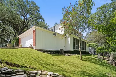 208 Rolling Hill Drive, La Grange, TX 78945 - Photo 4