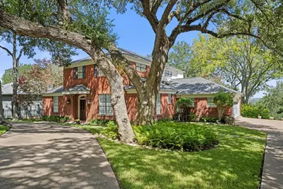 208 Rolling Hill Drive, La Grange, TX 78945 - Photo 1