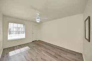 6500 Sands Point Dr, Houston, TX 77074 - Photo 22