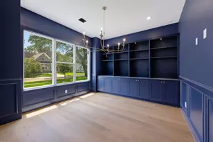 1726 Saxon Dr, Houston, TX 77018 - Photo 6