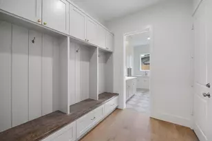 1726 Saxon Dr, Houston, TX 77018 - Photo 14