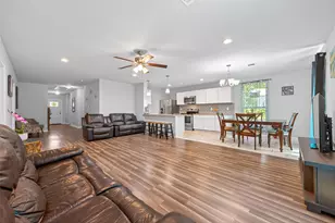 11853 Doty Dr, Conroe, TX 77303 - Photo 8