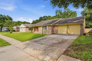 823 Red Rock Canyon Dr, Katy, TX 77450 - Photo 2