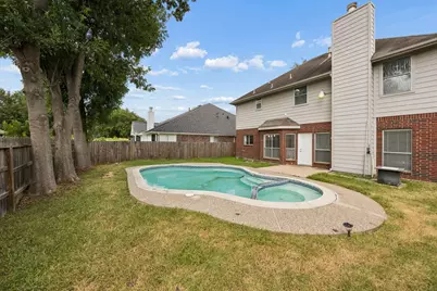 12206 Meadow Park Court, Meadows Place, TX 77477 - Photo 16