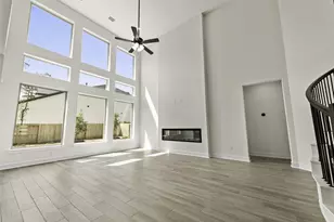 5715 Reef Rdg Dr, Manvel, TX 77578 - Photo 4