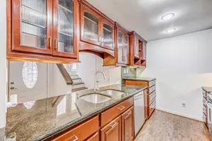 708 Fowler St, Houston, TX 77007 - Photo 32