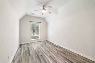 116 Wade Pointe Dr, Montgomery, TX 77316 - Photo 16