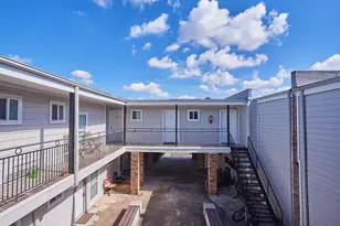 1423 Hawthorne, Houston, TX 77006 - Photo 20