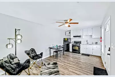 12918 Peggys Lane #B, Houston, TX 77015 - Photo 2