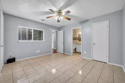 4407 Daisy Meadow Drive, Katy, TX 77449 - Photo 14