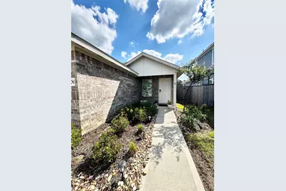 709 Roaring Falls Drive, Willis, TX 77378 - Photo 4