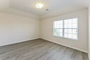 702 North Ella Creek Drive, Houston, TX 77067 - Photo 6