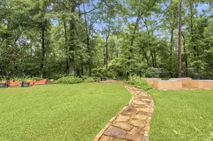 10307 Autumn Run Ln, Conroe, TX 77304 - Photo 32
