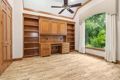 10307 Autumn Run Lane, Conroe, TX 77304 - Photo 6