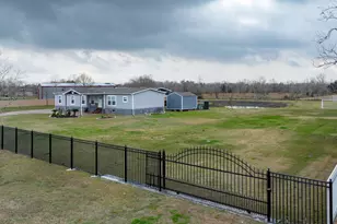 15211 Linda Ln, Santa Fe, TX 77517 - Photo 6