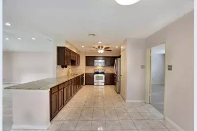 15927 Wingdale Drive, Houston, TX 77082 - Photo 14