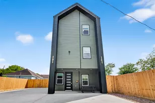 2011 Waco St, Houston, TX 77020 - Photo 2