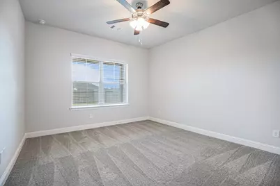 4329 West Bayou Maison Circle, Dickinson, TX 77539 - Photo 10