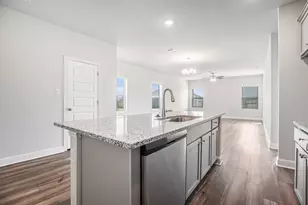 4329 W Bayou Maison Cir, Dickinson, TX 77539 - Photo 6