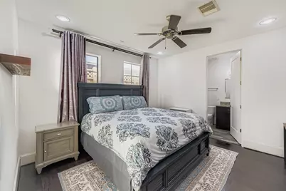 11011 Jardin Des Circle, Houston, TX 77043 - Photo 10