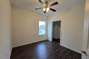 6110 White Oak Dr, Hitchcock, TX 77563 - Photo 14