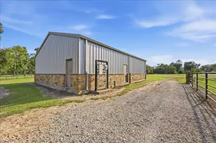 3438 Fm 563, Anahuac, TX 77514 - Photo 8