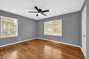 1853 Huge Oaks St, Houston, TX 77055 - Photo 20