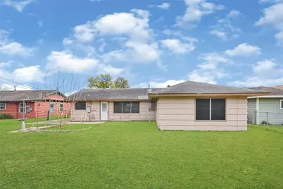 1853 Huge Oaks Street, Houston, TX 77055 - Photo 24