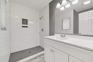 1853 Huge Oaks St, Houston, TX 77055 - Photo 16