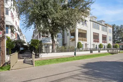 2714 Harvard Street, Houston, TX 77008 - Photo 2