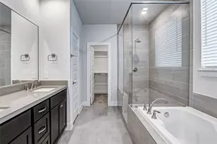 2710 Grand Fountains Dr, Houston, TX 77054 - Photo 18