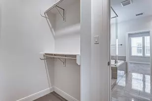 2710 Grand Fountains Dr, Houston, TX 77054 - Photo 22