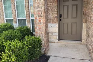 2227 Sanders Brook Dr, Baytown, TX 77521 - Photo 2