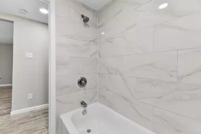 6905 Speaker Street, Hitchcock, TX 77563 - Photo 6