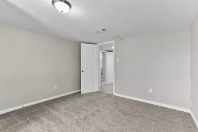 6905 Speaker Street, Hitchcock, TX 77563 - Photo 18