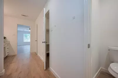 10918 Linden Gate Drive, Houston, TX 77075 - Photo 22