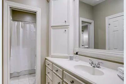127 E Bracebridge Circle, The Woodlands, TX 77382 - Photo 32