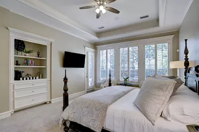 127 E Bracebridge Circle, The Woodlands, TX 77382 - Photo 14