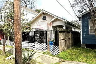 1716 Everett St St, Houston, TX 77009 - Photo 2