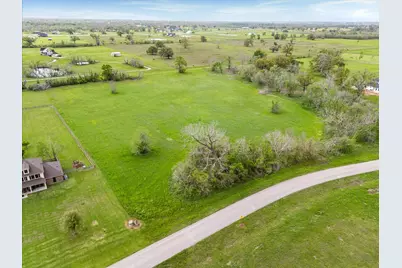 16219 Tankersley Drive, Rosharon, TX 77583 - Photo 4